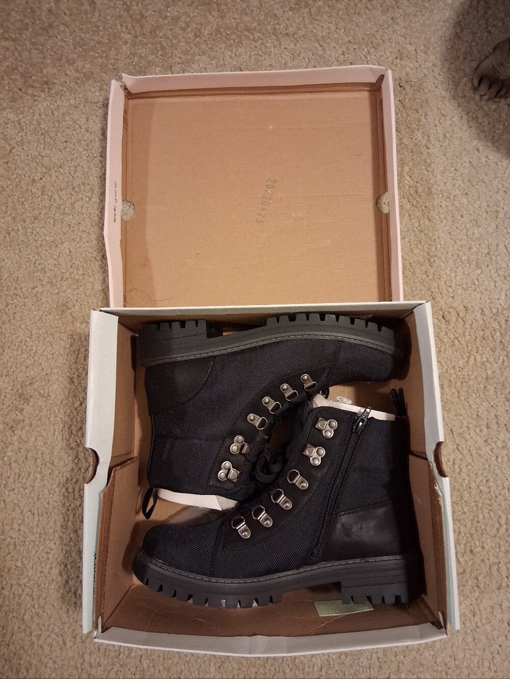 Women's boots